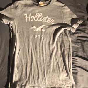 Hollister 1992 shirt